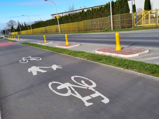Przebudowa dróg dla rowerzystów i pieszych - umowy podpisane